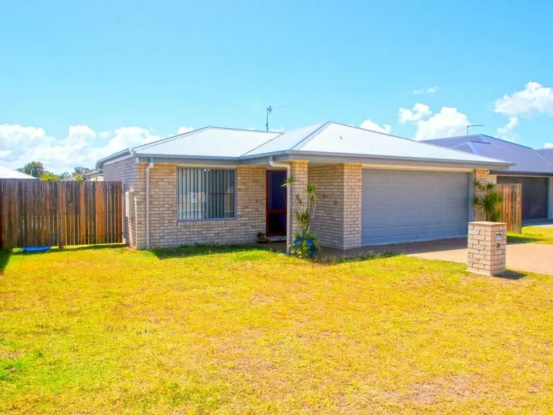 Main view of Homely house listing, 88 Bradman Way, Urangan QLD 4655