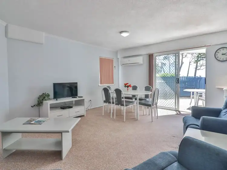 Fifth view of Homely unit listing, 2/458 Esplanade, Torquay QLD 4655