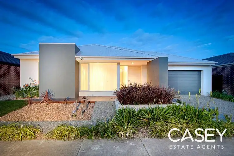Second view of Homely house listing, 4 Kindred Avenue, Cranbourne North VIC 3977