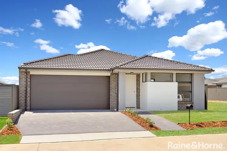 13 Infantry Street, Jordan Springs NSW 2747