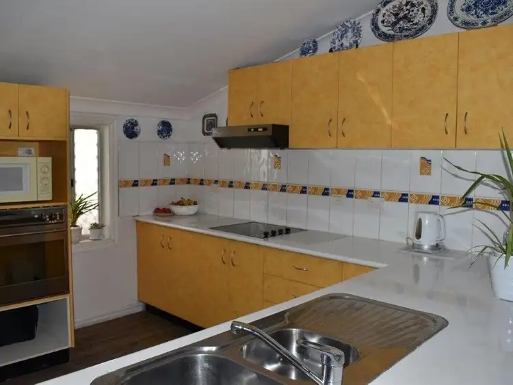 Sixth view of Homely house listing, 33 Arthur Street, Wellington NSW 2820