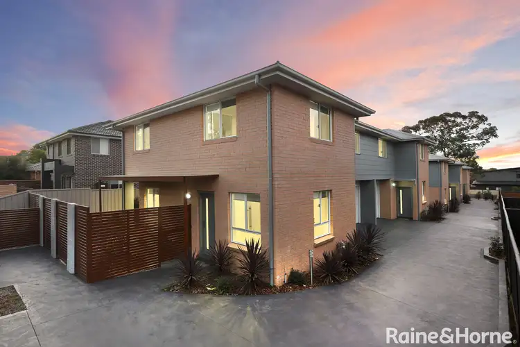 2/167 Canberra Street, St Marys NSW 2760