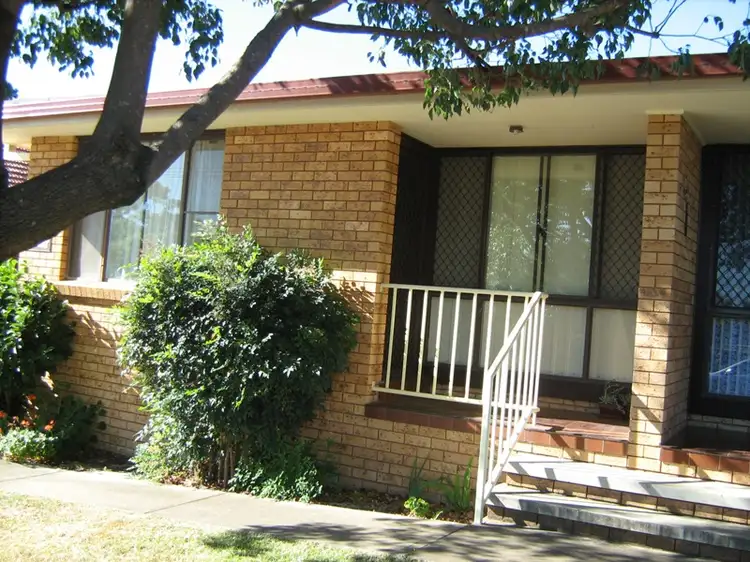 86 Rawson Avenue