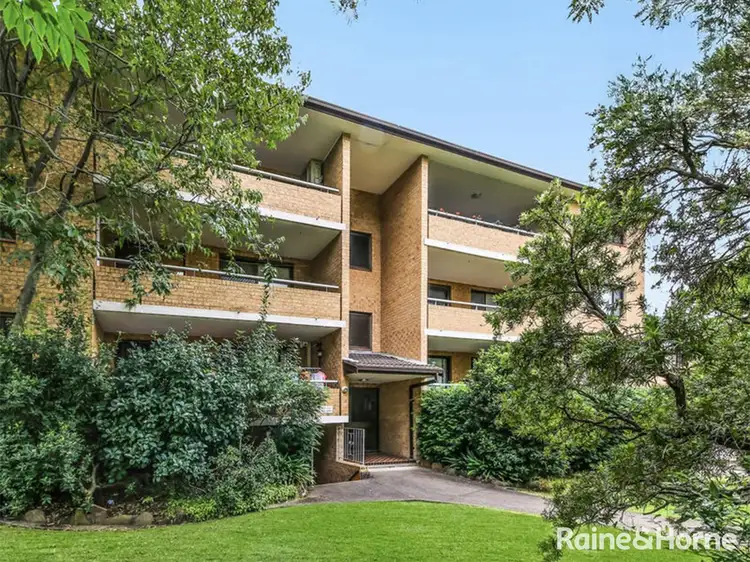 Main view of Homely unit listing, 2/13-15 Helen Street, Westmead NSW 2145
