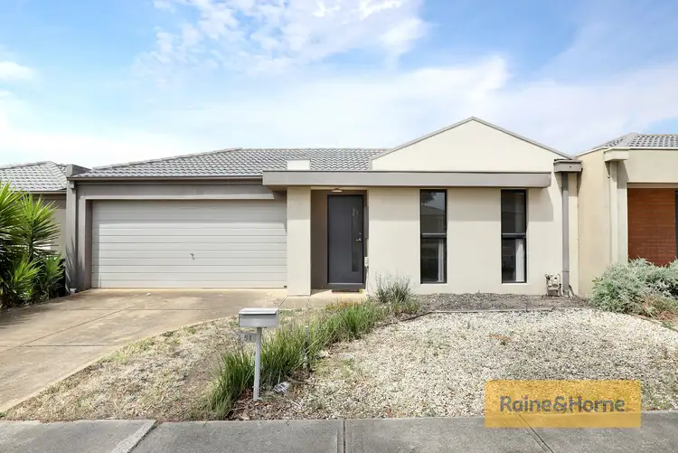 51 Fairhaven Boulevard, Melton West VIC 3337