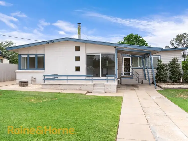 9 Malta Crescent, Ashmont NSW 2650