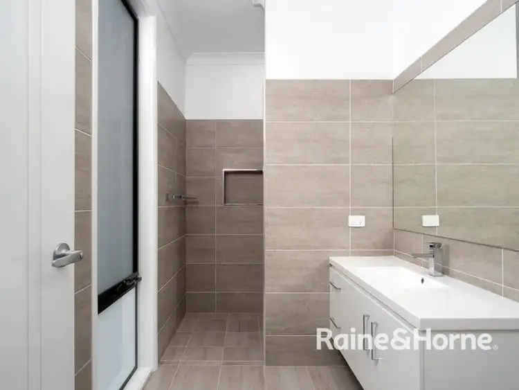 Fifth view of Homely house listing, 2/210 Fitzmaurice Street, Wagga Wagga NSW 2650