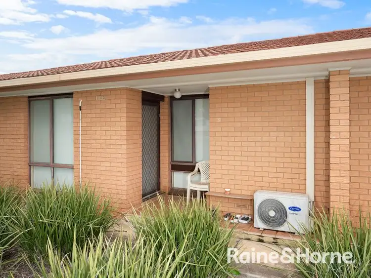 Second view of Homely house listing, 3/26 West Parade, Wagga Wagga NSW 2650