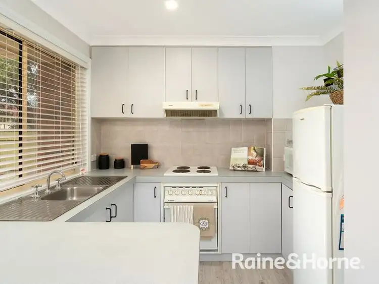 Fifth view of Homely villa listing, 2/4 Dunn Avenue, Forest Hill NSW 2651