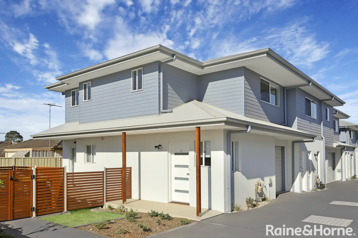 Main view of Homely townhouse listing, 1/52 Cam Street, Cambridge Park NSW 2747