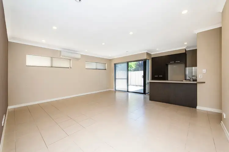 Fourth view of Homely villa listing, 2/36 Cope Street, Midland WA 6056