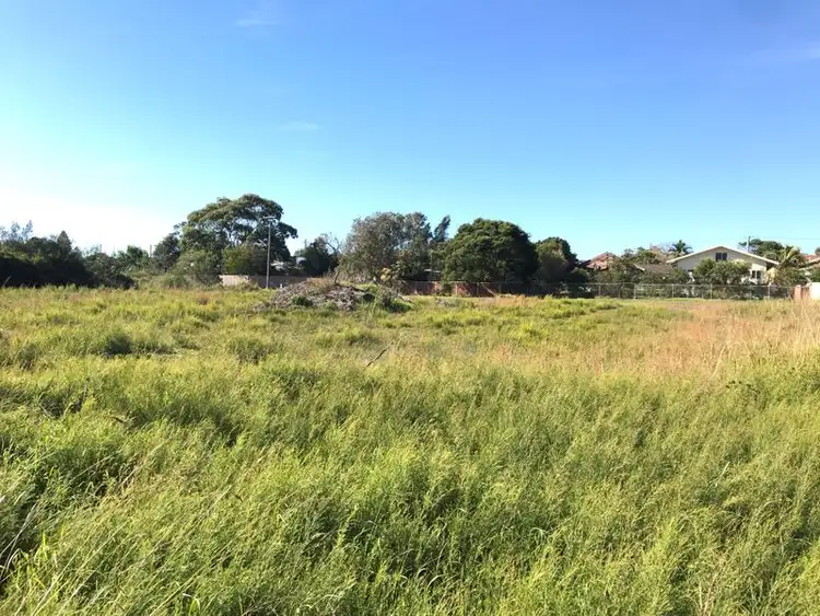 12 East Crescent, Culburra Beach NSW 2540