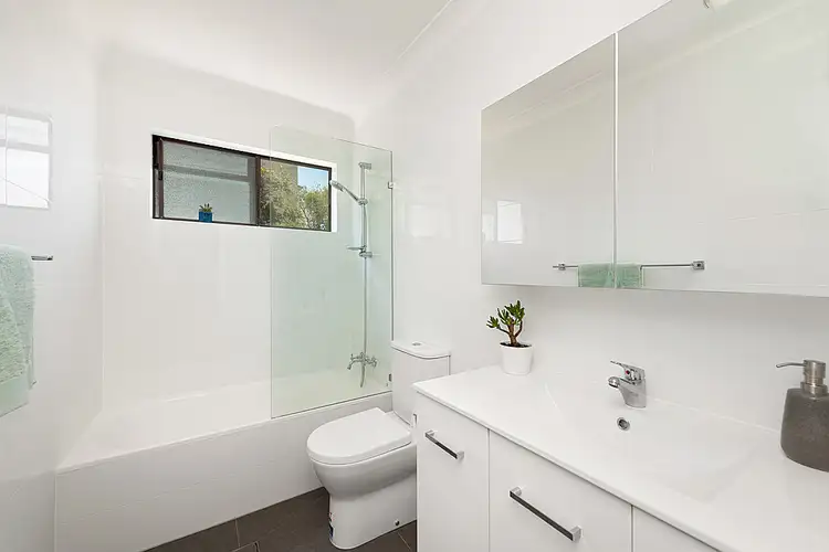 Fifth view of Homely apartment listing, 3/16 Armadale Street, St Lucia QLD 4067