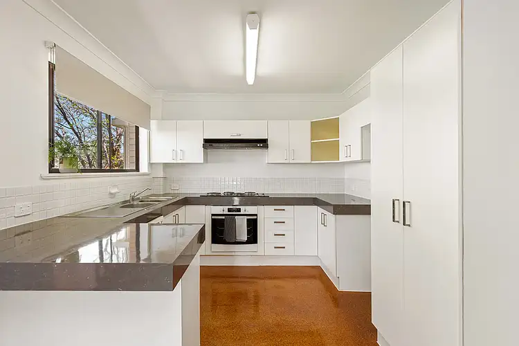 Sixth view of Homely apartment listing, 3/16 Armadale Street, St Lucia QLD 4067