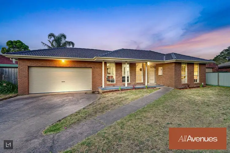 35 Endeavour Drive, Cranbourne North VIC 3977