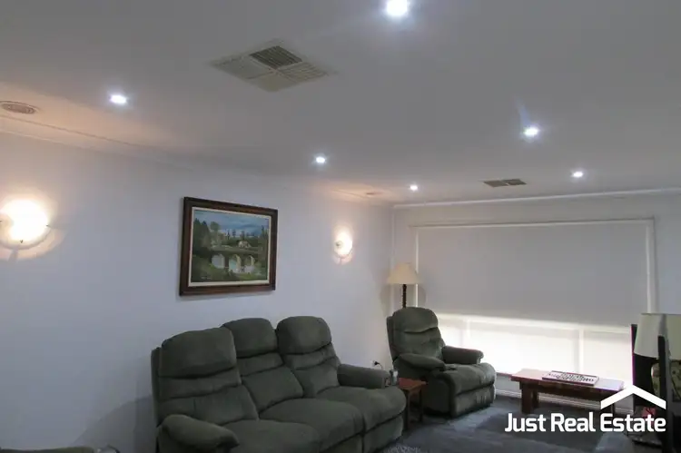 Fourth view of Homely unit listing, 7A King David Court, Hampton Park VIC 3976