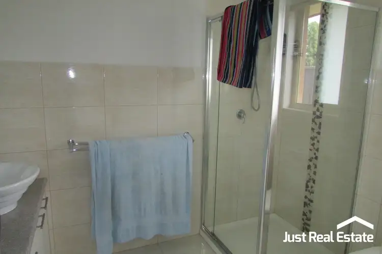 Fifth view of Homely unit listing, 7A King David Court, Hampton Park VIC 3976