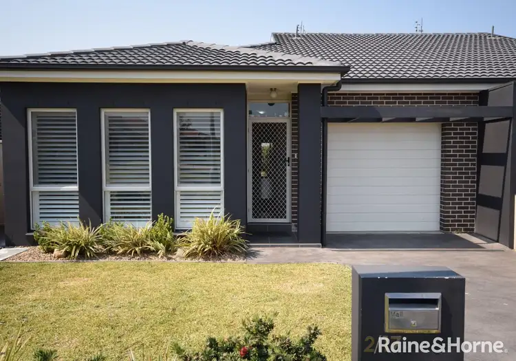 2/17 Bluewattle Road, Worrigee NSW 2540