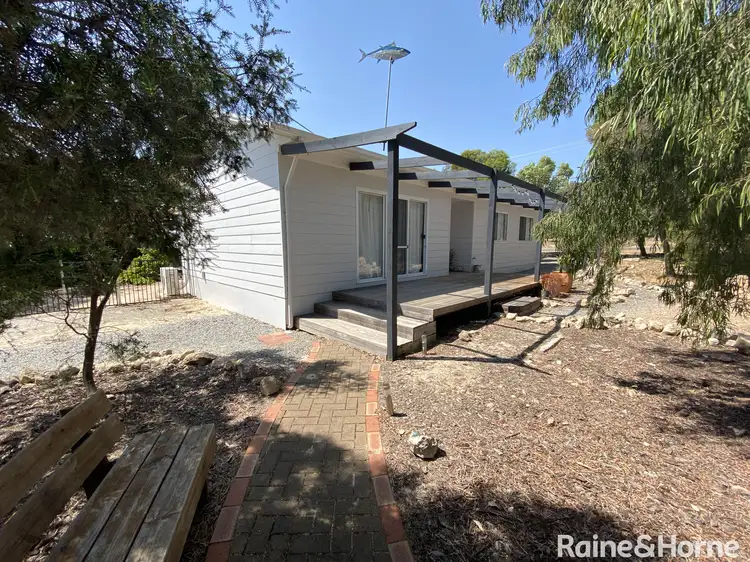 16 Shepperd Avenue, Coffin Bay SA 5607