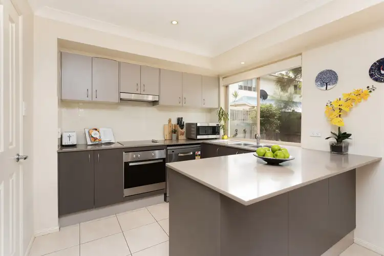 Sixth view of Homely townhouse listing, 02/40 Hargreaves Road, Manly West QLD 4179
