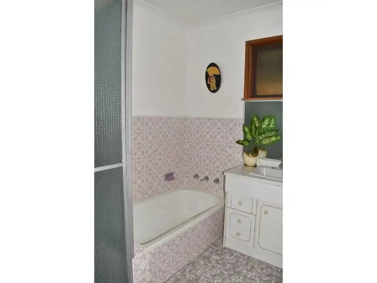 Seventh view of Homely house listing, 16 Clive Street, Wellington NSW 2820