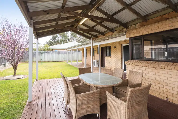 23 Elmore Road, Quindalup WA 6281