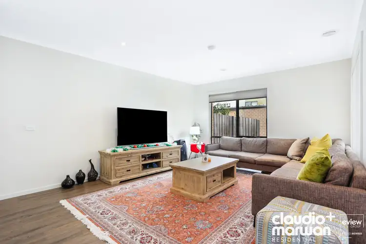 Fifth view of Homely townhouse listing, 19 Valley Park Boulevard, Westmeadows VIC 3049