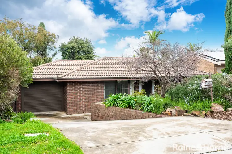 42 Torresan Cres