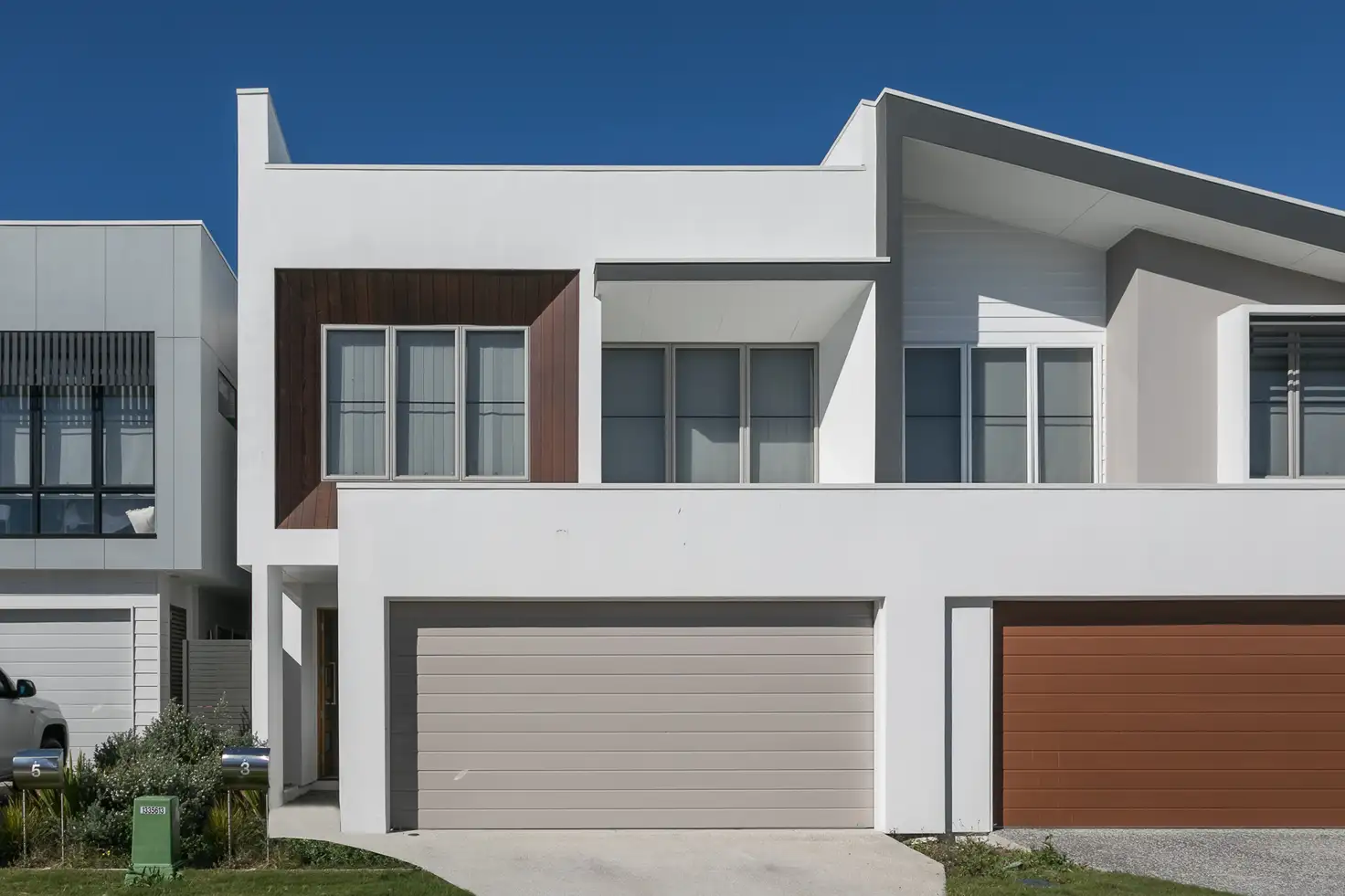 Main view of Homely townhouse listing, 3 EVERGREEN VIEW, Robina QLD 4226