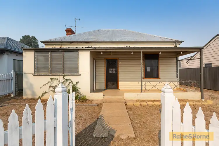 9 Denne Street, Tamworth NSW 2340
