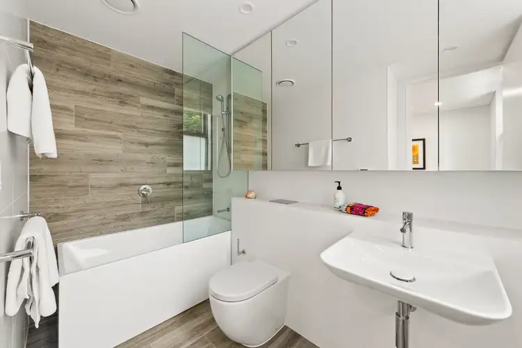 Fifth view of Homely house listing, 5/2 Warners Avenue, Bondi Beach NSW 2026