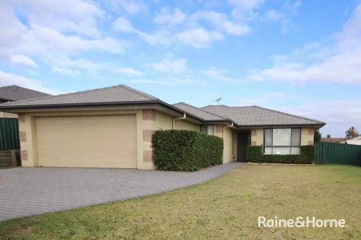 11 Cunningham Street