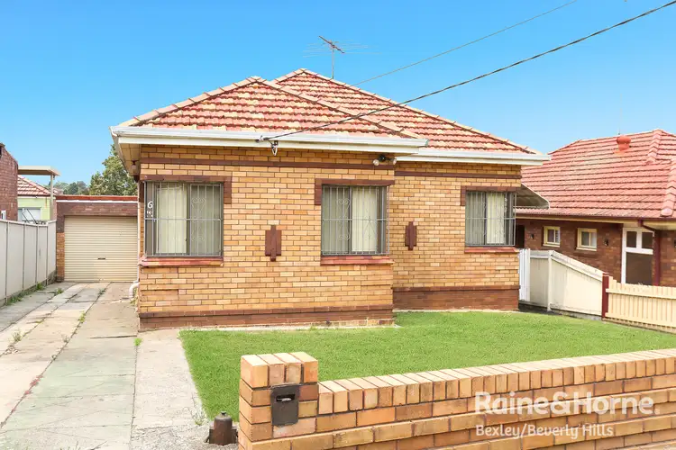 6 Poole Street, Kingsgrove NSW 2208
