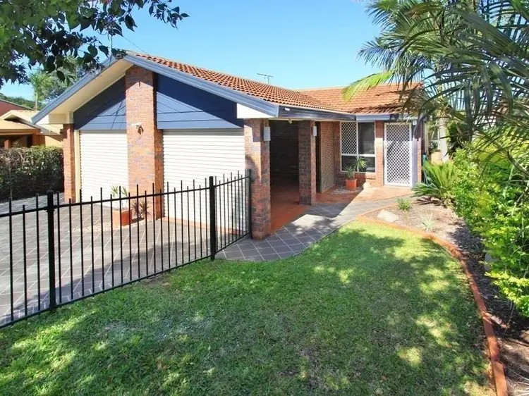 9 Shamrock St, Ormiston QLD 4160