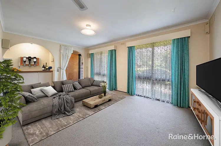 Fifth view of Homely house listing, 6 Walton Heath Court, Sunbury VIC 3429