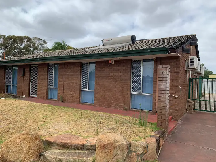 16 Salisbury Road, Midvale WA 6056