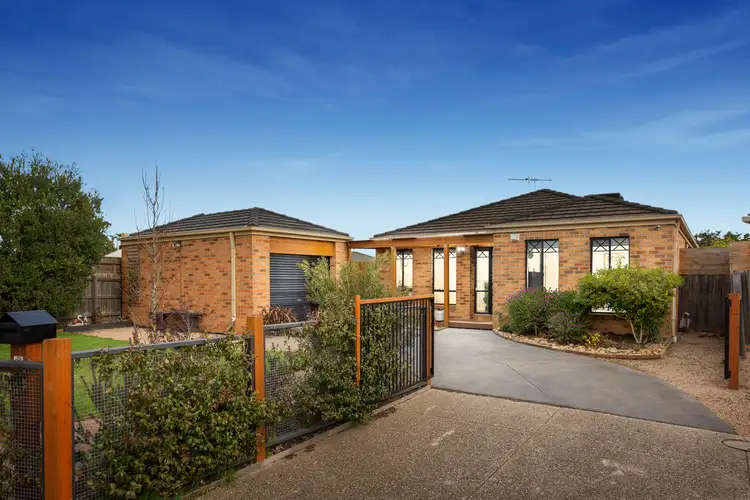 11 Bordeaux Drive, Hoppers Crossing VIC 3029