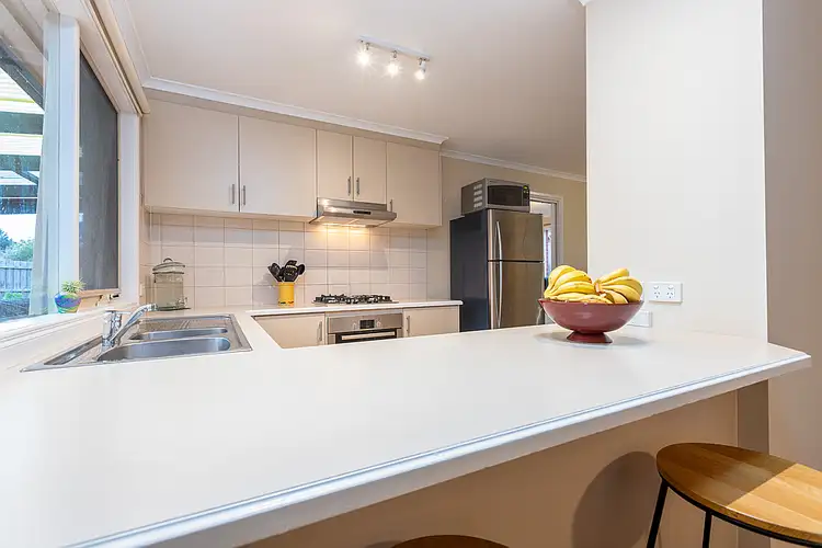 Fifth view of Homely house listing, 9 Chatterley Court, Frankston VIC 3199