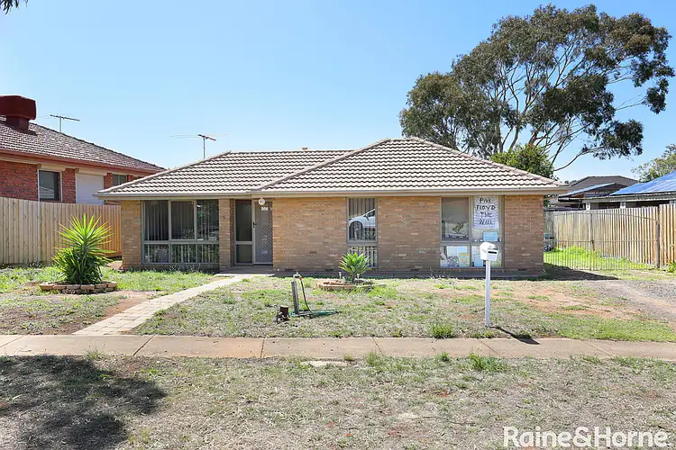 5 Tulloch Avenue, Kurunjang VIC 3337