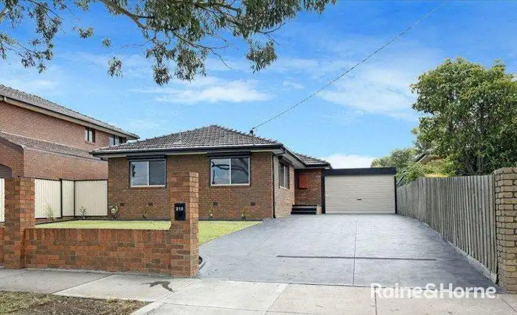Second view of Homely house listing, 216 Craigieburn Road, Craigieburn VIC 3064