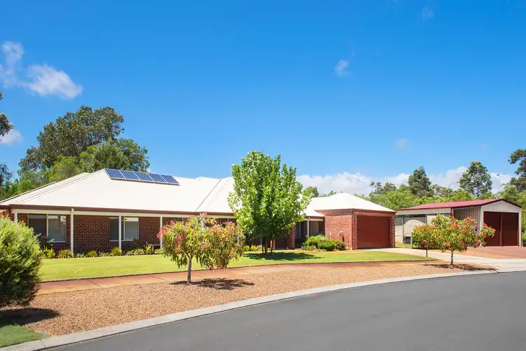 17 Daintree Loop, Yalyalup WA 6280