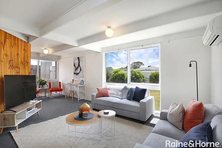 25 Bennett Street, Melton South VIC 3338