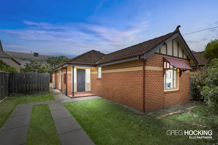 1/293 Douglas Parade, Newport VIC 3015