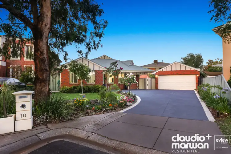 10 Barak Court, Oak Park VIC 3046