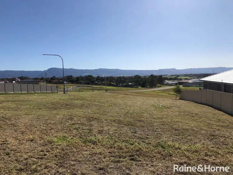 43 Jindalee Crescent, Nowra NSW 2541