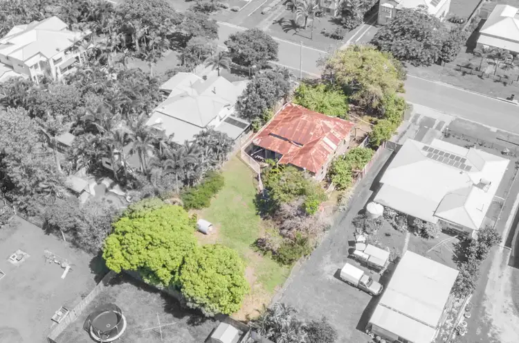 18 Buss Street, Bundaberg South QLD 4670