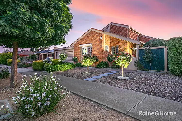 42A Muirfield Drive, Sunbury VIC 3429