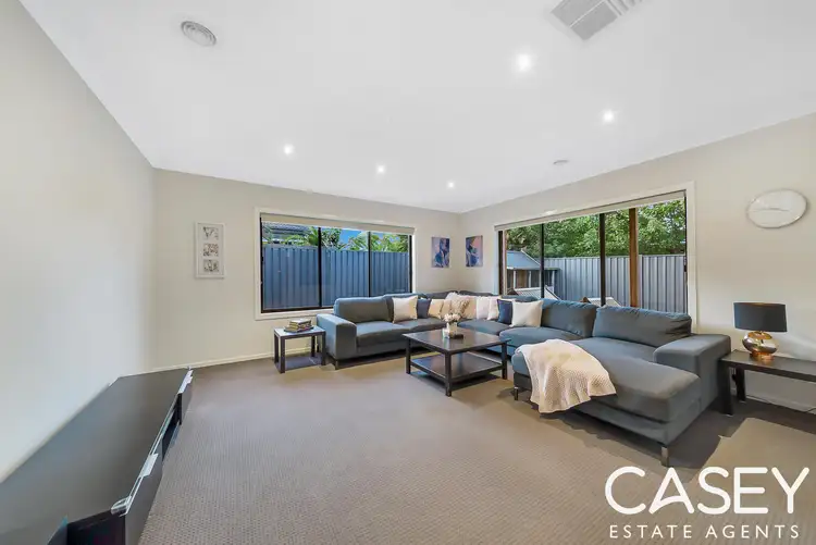 Fifth view of Homely house listing, 16 Perry Circuit, Cranbourne North VIC 3977