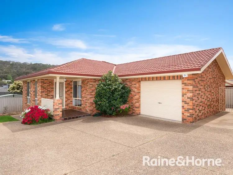 2/12 Kilpatrick Street, Kooringal NSW 2650