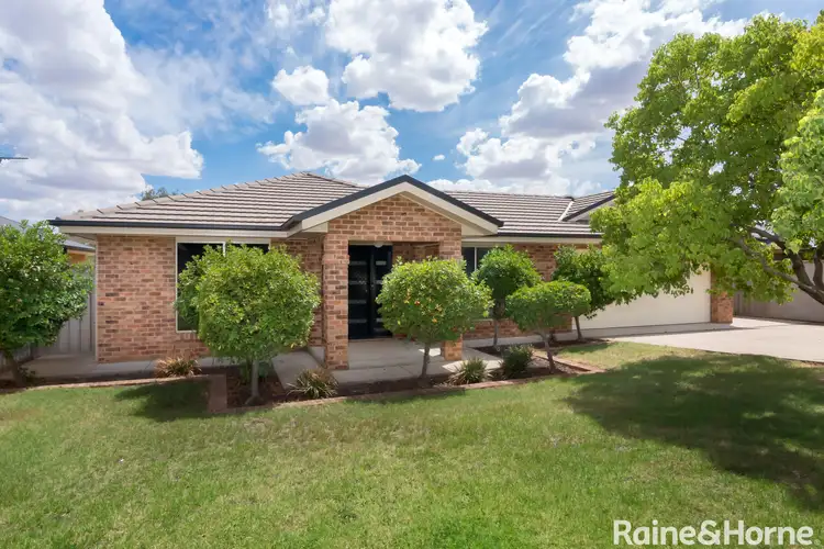 14 Birri Place, Glenfield Park NSW 2650